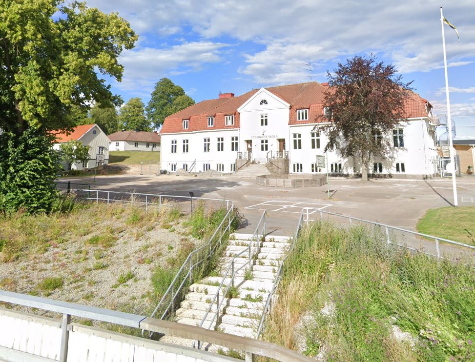 Renovering av stentrappan vid Söderåkra skola